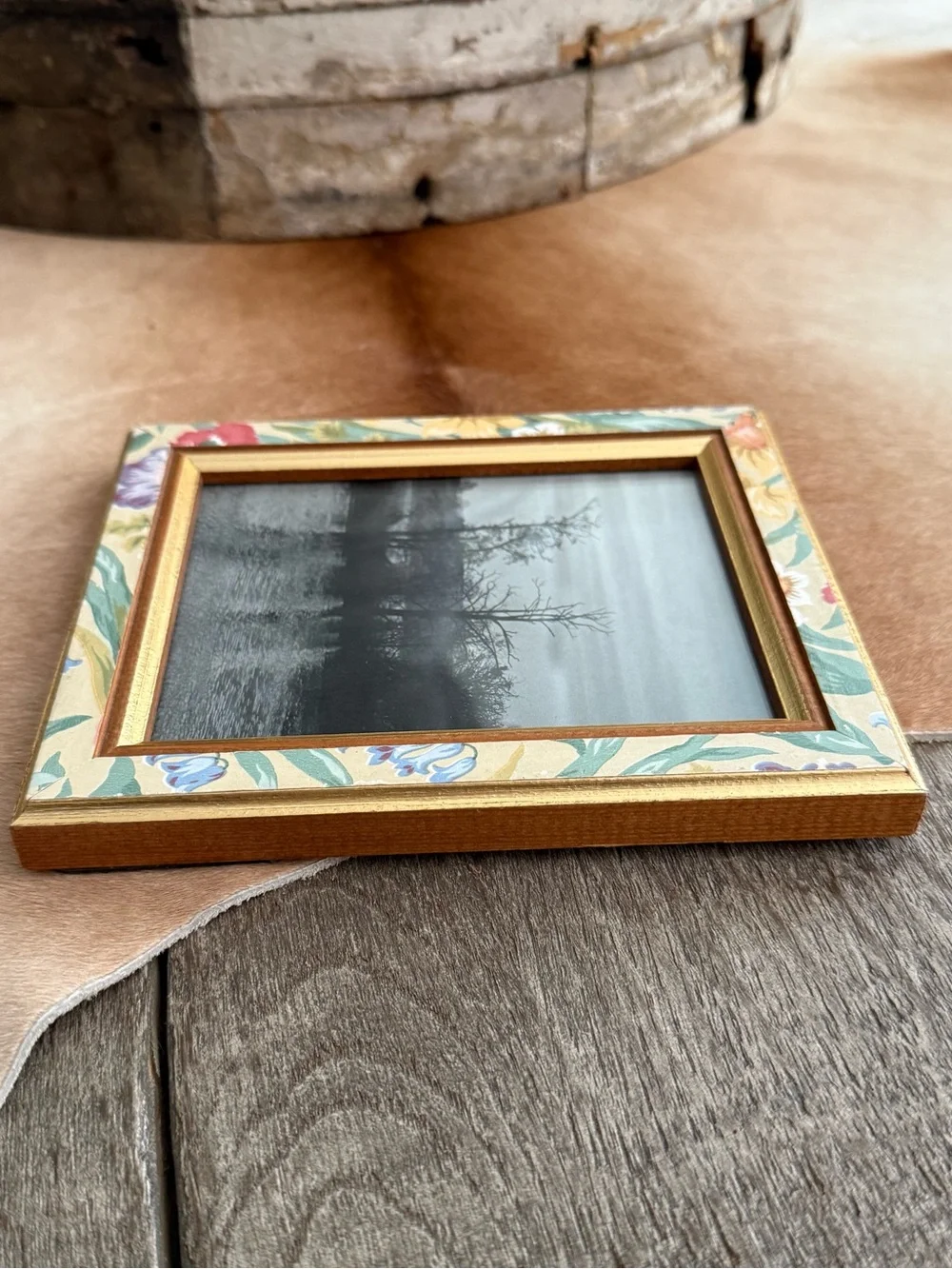 Vintage Wood Floral Frame with Black Easel Back - Black